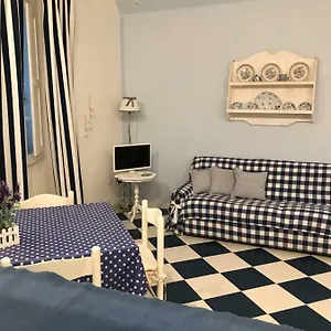 https://light-blue-guest-house.in-sardinia.net